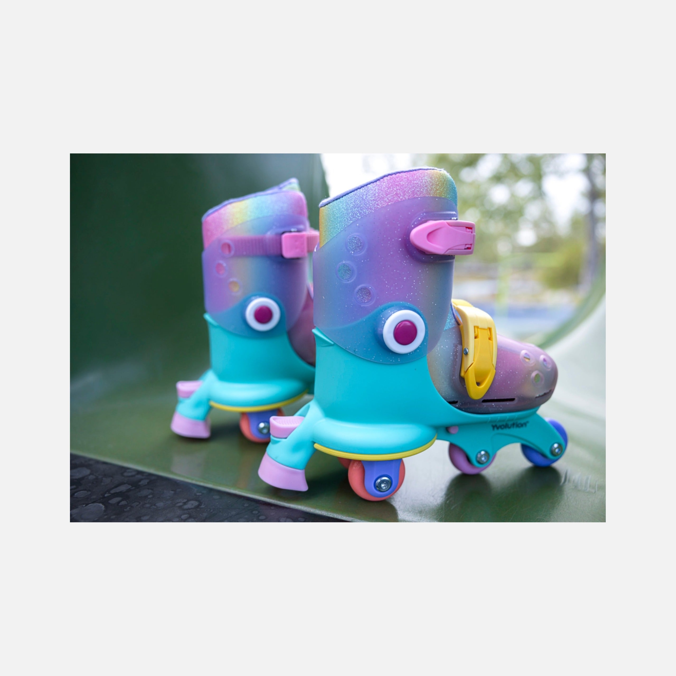 Yvolution - Twista Skates (30-34) - Rainbow - 4+