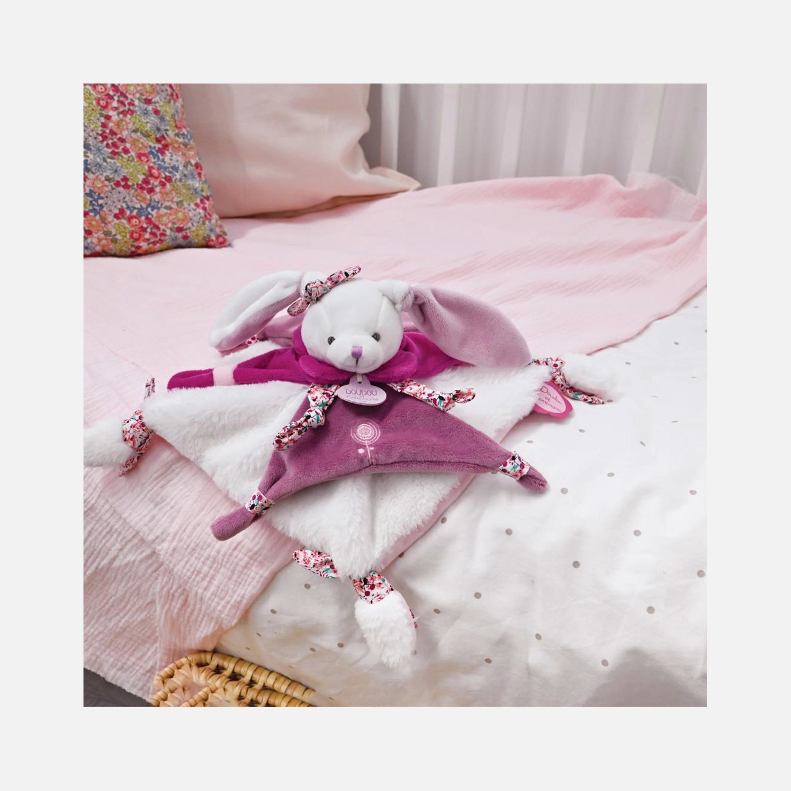 Doudou et Compagnie - Doudou Cerise het roze konijn - 27 cm - 0m+